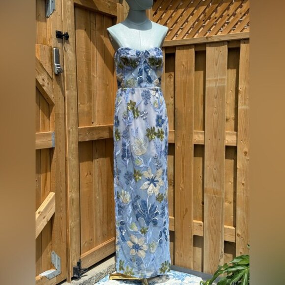 🆕 BRONX & BANCO 🧿 NWOT Dahlia Floral Gown, Baby Blue Multi Maxi - Sz M US 6 - Picture 2 of 15